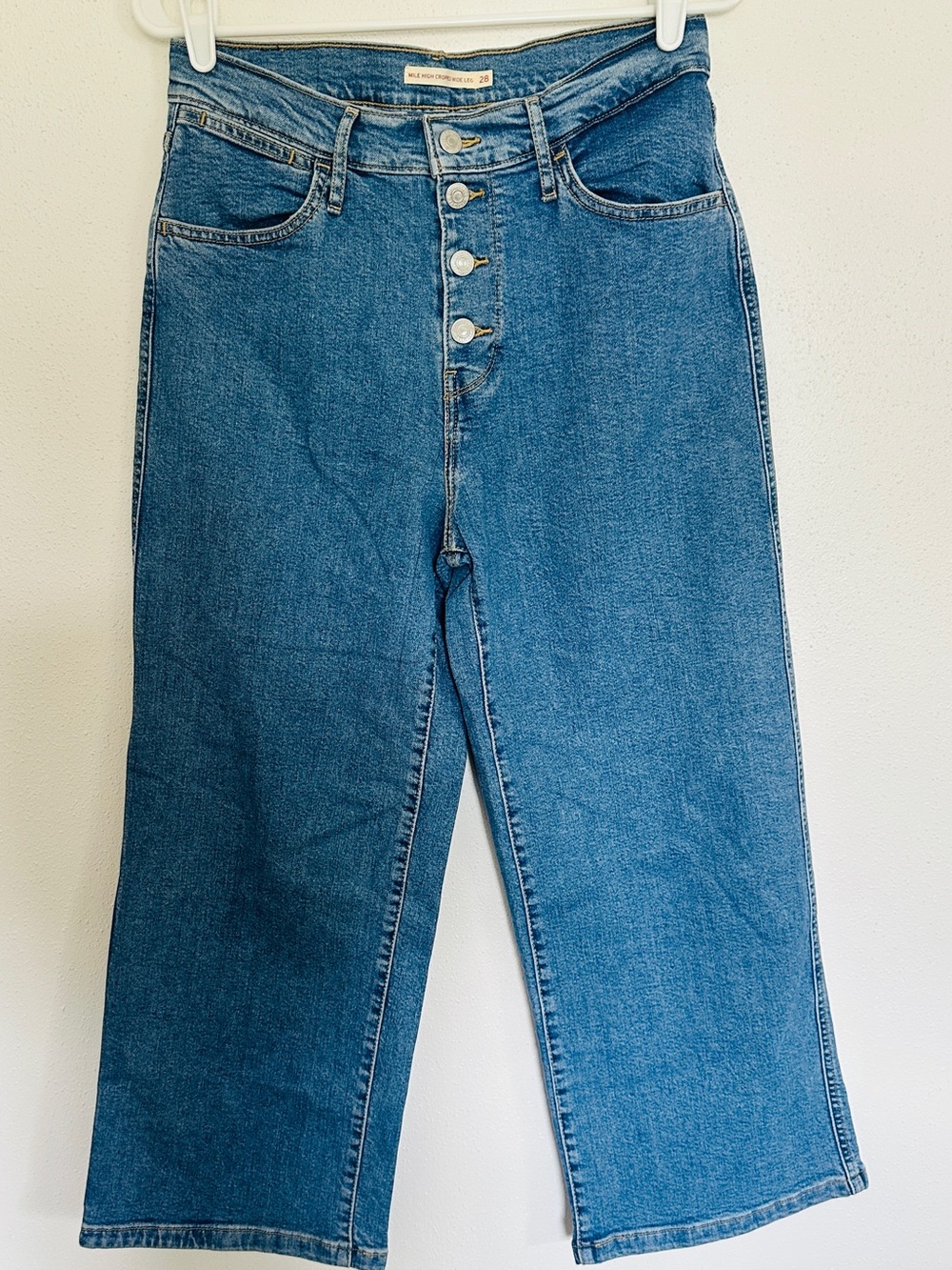 Levi’s Mile High Cropped Wide Leg Jeans Button Fly Blue 28